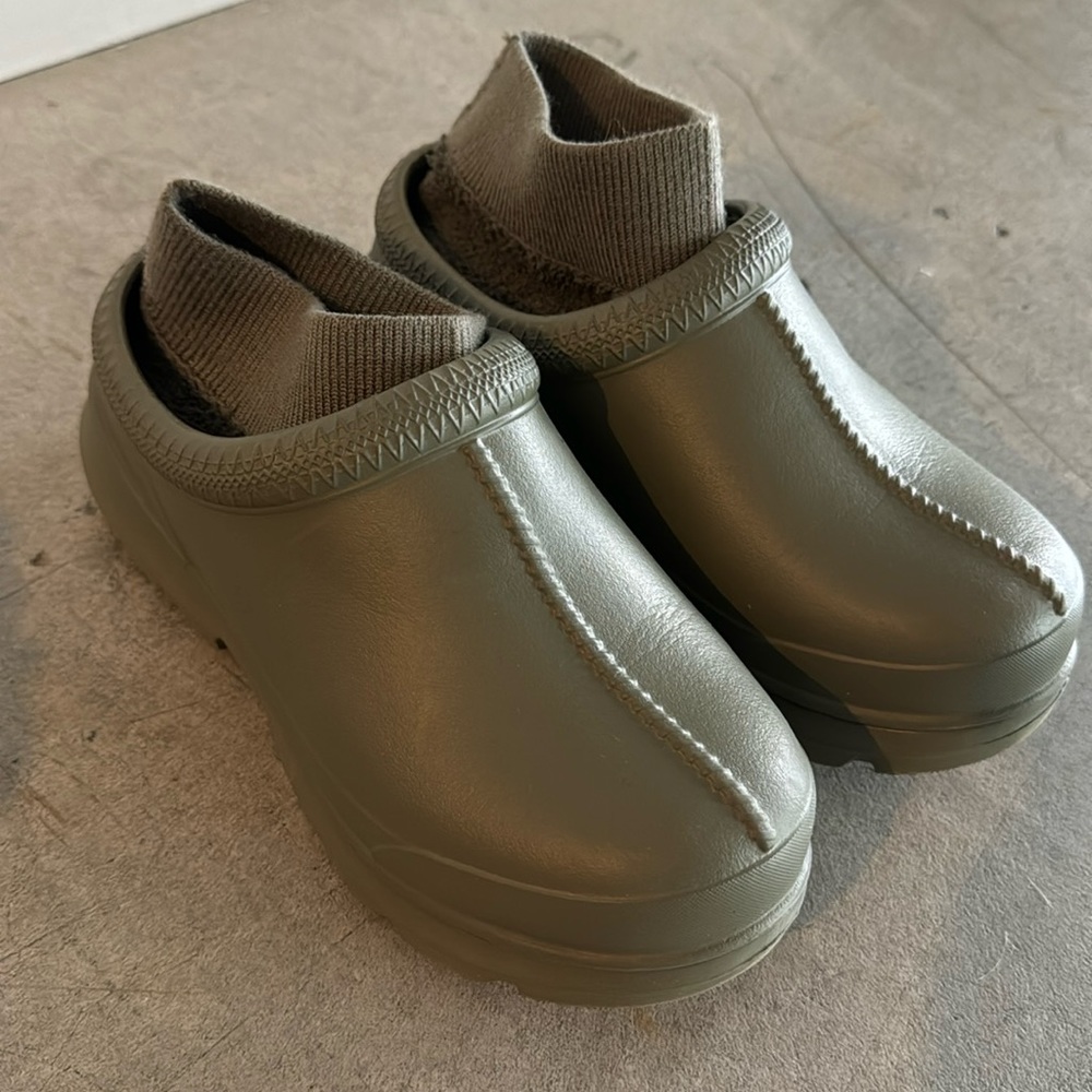 Ugg Tasman X